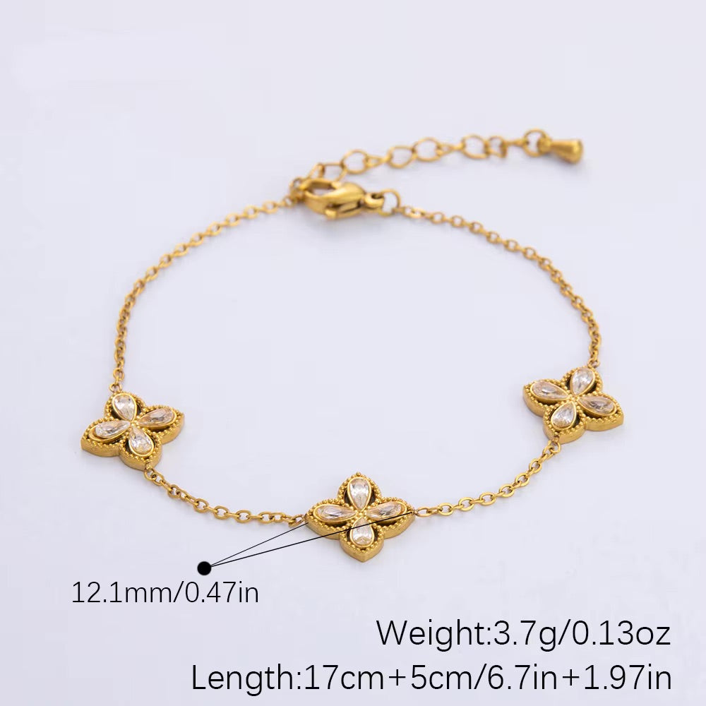 Clover bracelet
